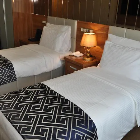 Hotel Continent 4*